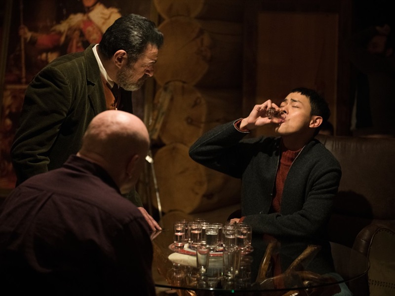 Kichkintoylar kiygan qizlar